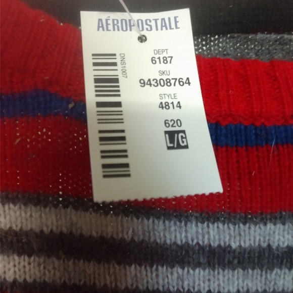 Sweater - Picture 1 of 2